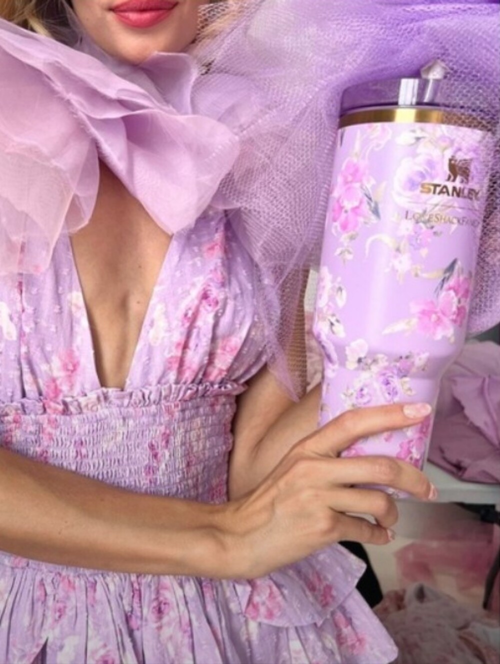 Stanley X LoveShackFancy 40oz Tumbler Box Set (Rosa Beaux-Purple💜🩷)